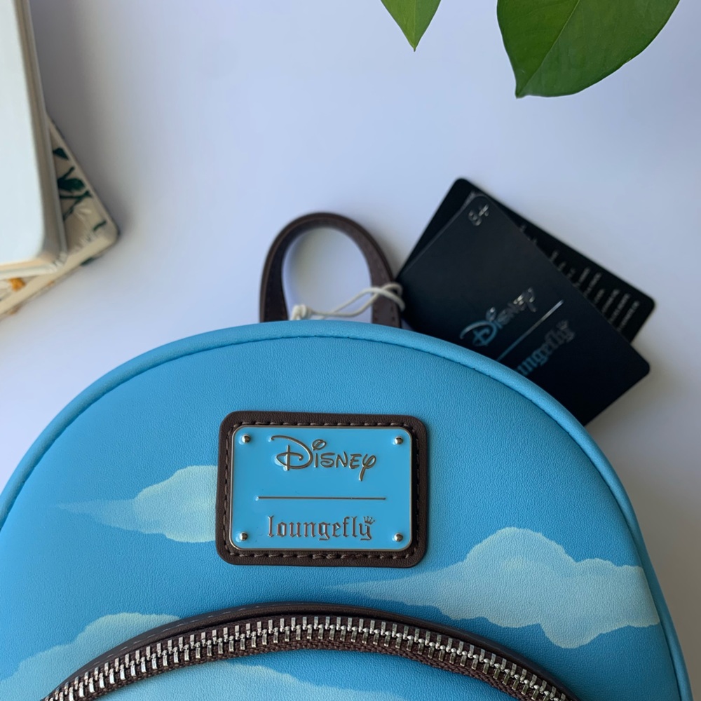 New Loungefly Disney Robin Hood and Maid Marian Backpack. - Picture 3 of 8